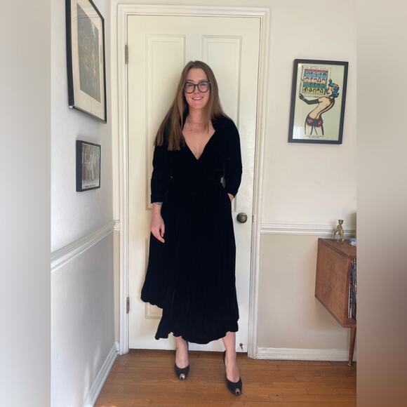 60s Vintage Black Silk Velvet Saks Fifth Ave Wrap Dress - Picture 2 of 13